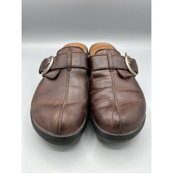 Crocs Brown Leather Mules Slip On Buckle Women’s 8 Comfort Shoes - Picture 2 of 8